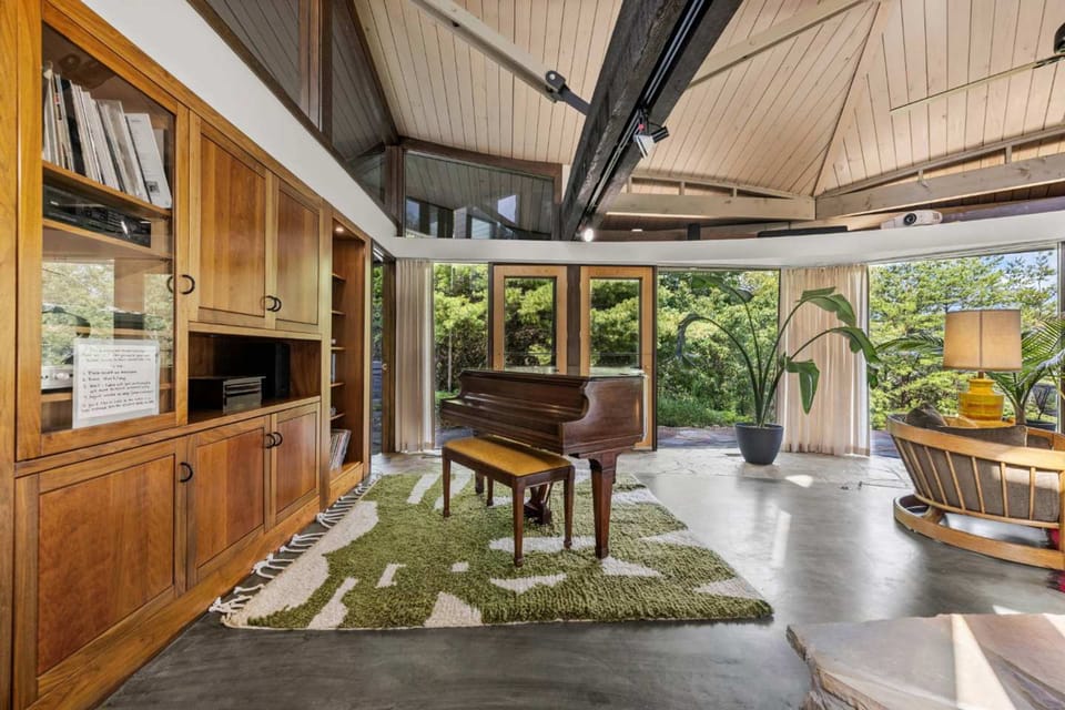 House | 4 bedrooms, high-speed internet