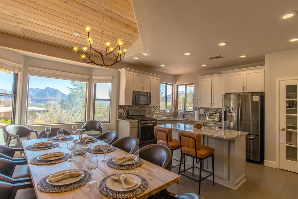 House, Accessible | Dining room