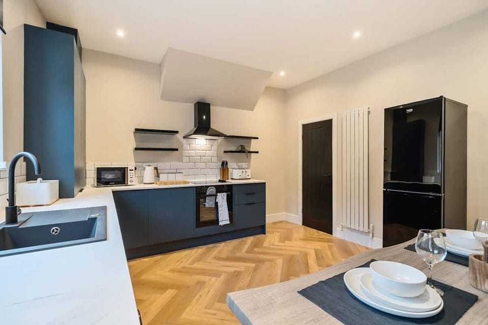 House, Smoking | 2 bedrooms, Internet