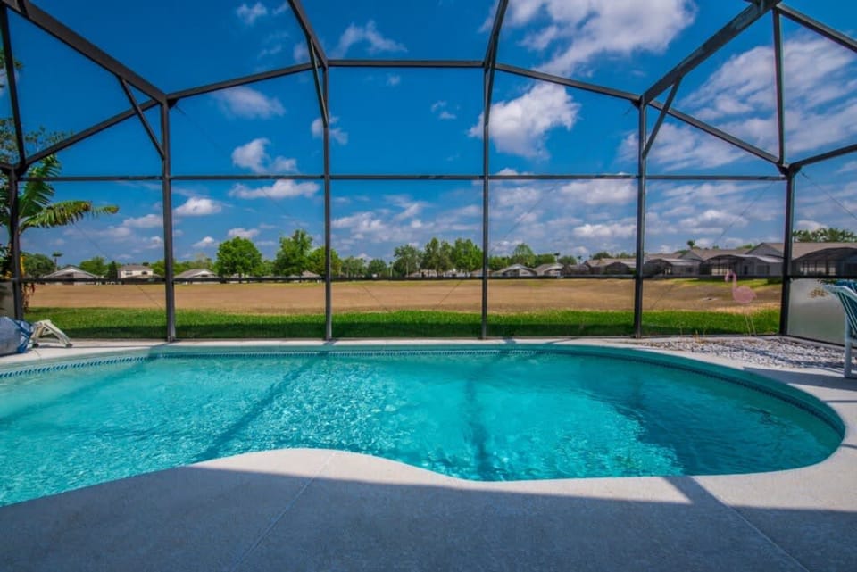 House | 4 bedrooms, high-speed internet