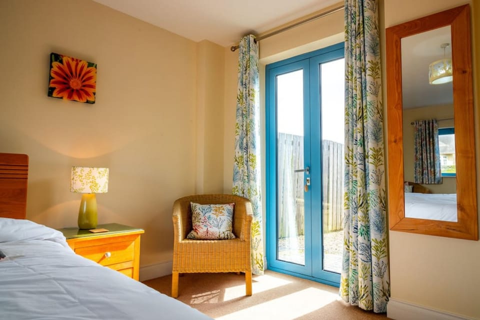 Bay Retreat in Bude With 5 Bedrooms and 4 Bathrooms House in England