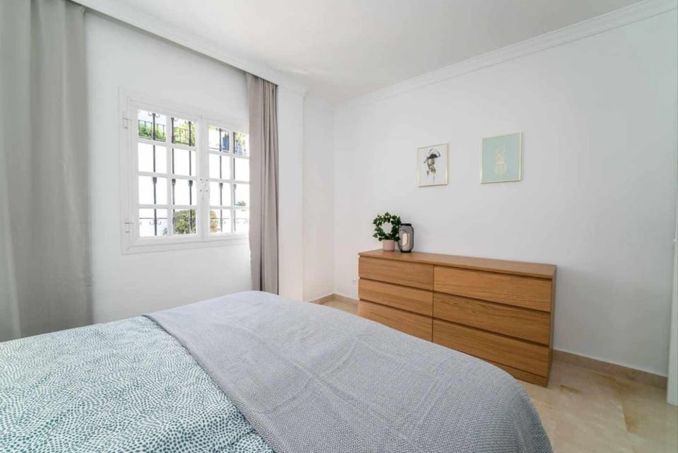 House | 1 bedroom