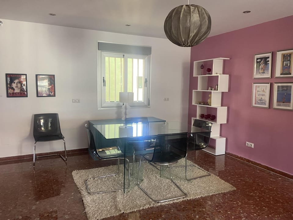 House | 3 bedrooms, Internet