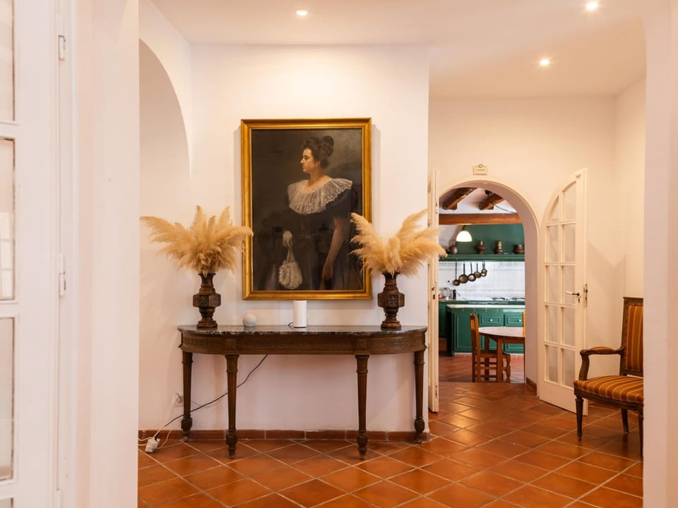 House | 9 bedrooms, Internet