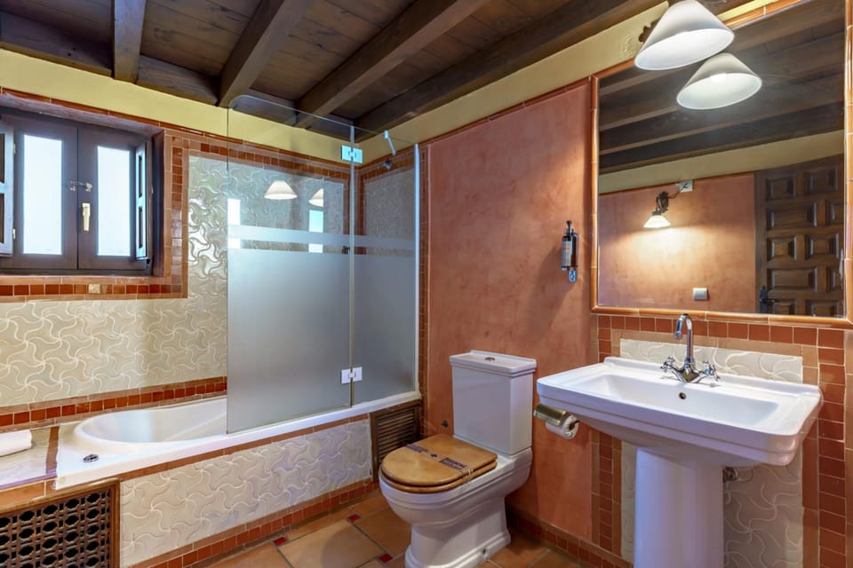 House | 1 bedroom