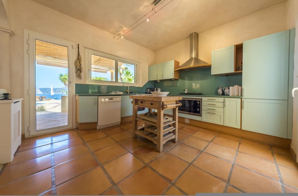 House, Smoking | 2 bedrooms