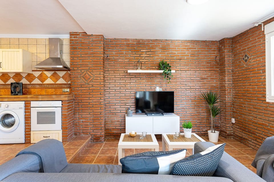 House | 1 bedroom