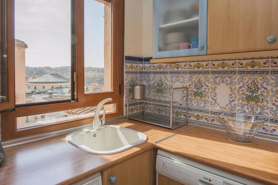 House, Accessible, Smoking | 2 bedrooms