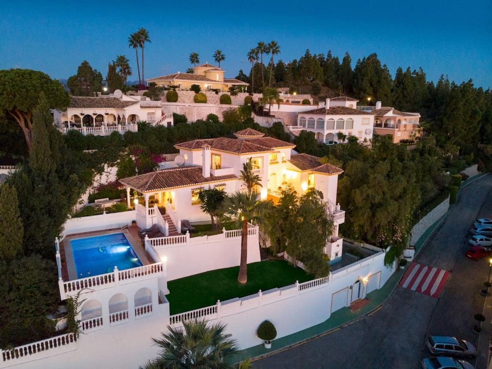 House | 6 bedrooms