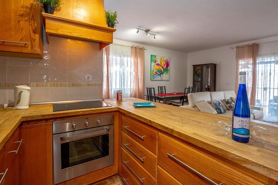 House, Smoking | 3 bedrooms