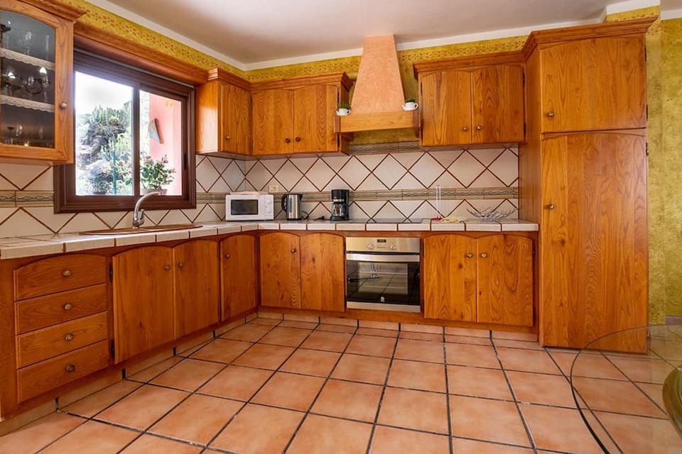 House, Smoking | 2 bedrooms