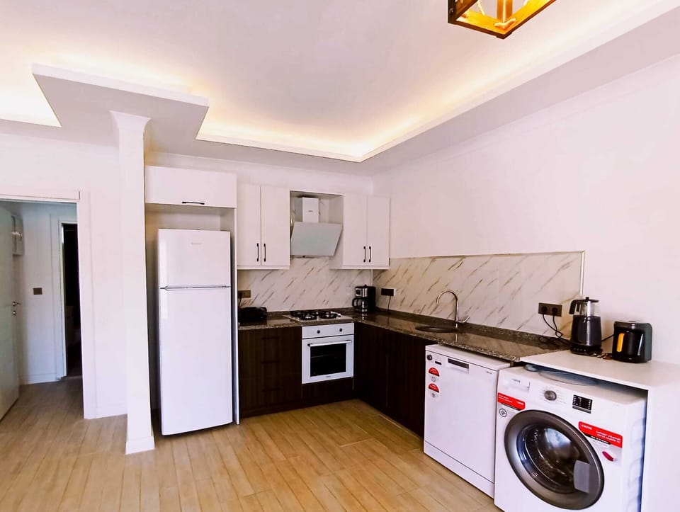 Standard Villa, Mountain View | Private kitchen | Full-size fridge, oven, stovetop, dishwasher