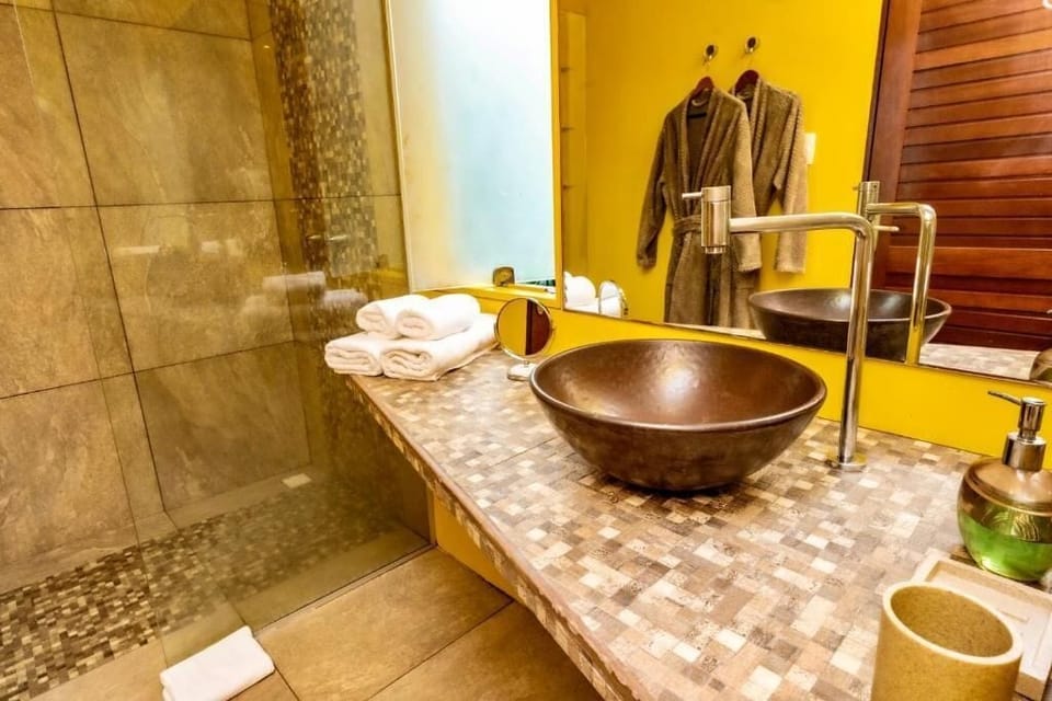 Superior Double Room, Patio, Garden View | Bathroom | Free toiletries, hair dryer, slippers, towels