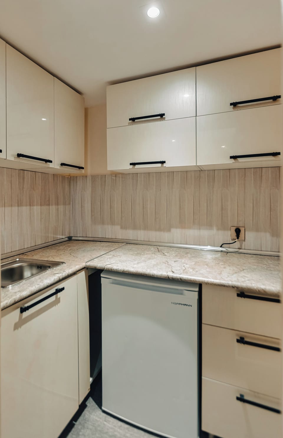 Economy Double Room | Premium bedding, in-room safe, blackout drapes, soundproofing