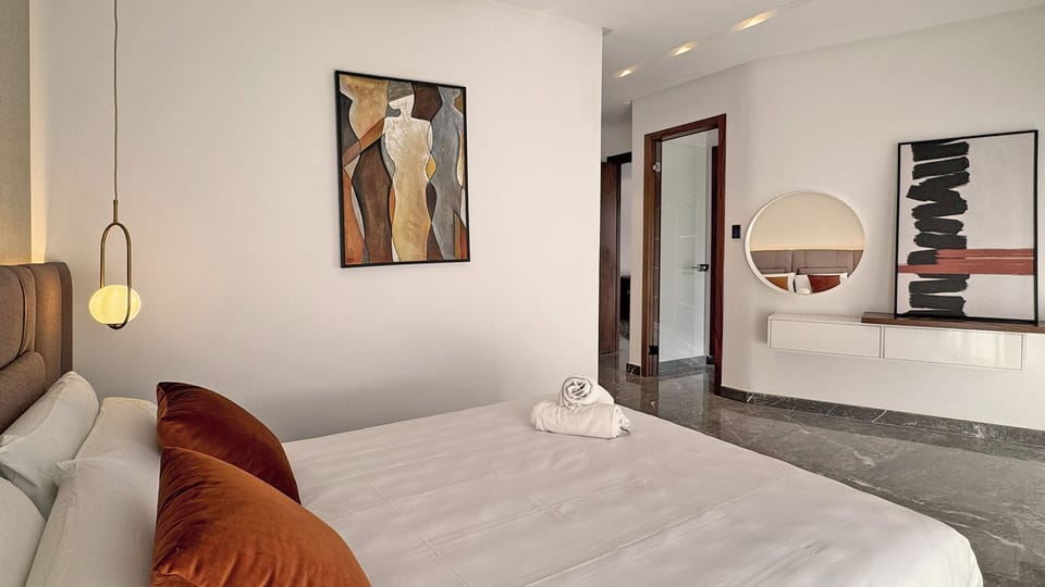 In-room safe, blackout drapes, soundproofing, free WiFi