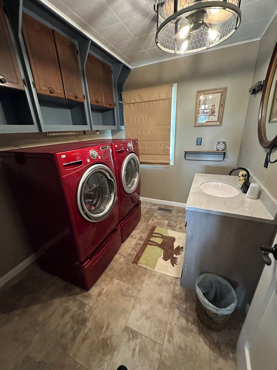 Laundry room complete with washer and dryer. Feel free to use them. 