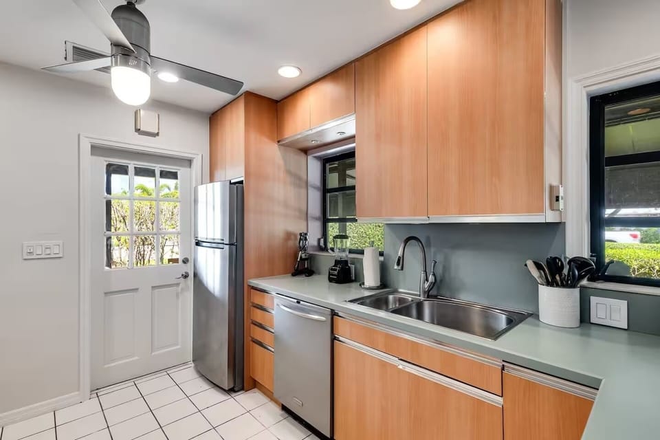 Kitchen with dishwasher, refrigerator
