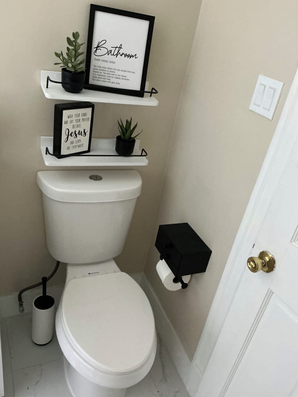 Stylishly designed, it has everything you need to feel at home.