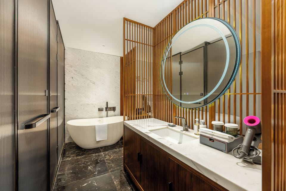 Suite, 1 King Bed | Premium bedding, down comforters, free minibar, in-room safe