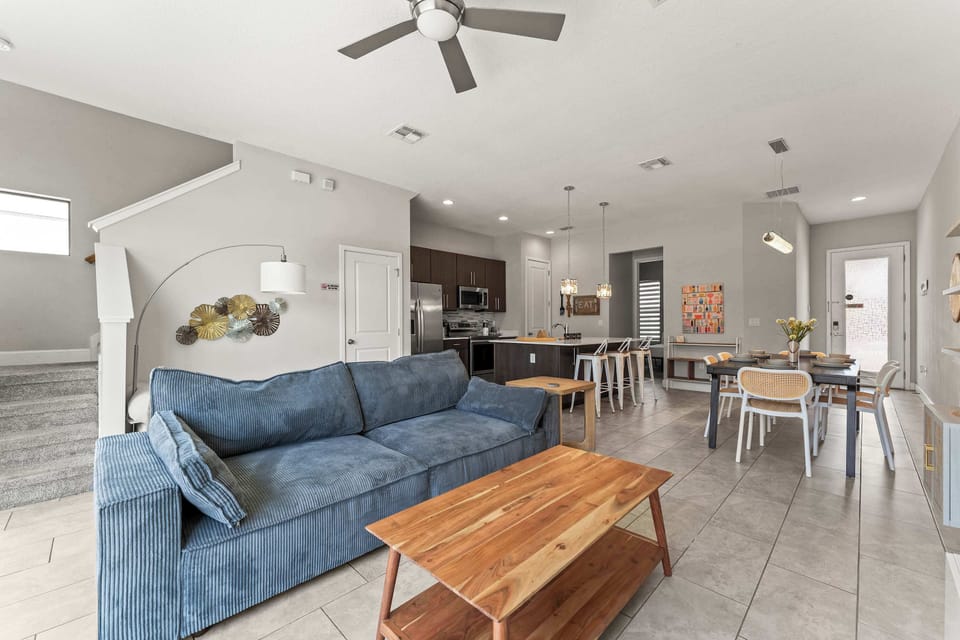 House, Multiple Beds, Pool Access, Pool View (Chic Villa Domani Retreat) | Living area | 42-inch flat-screen TV with digital channels