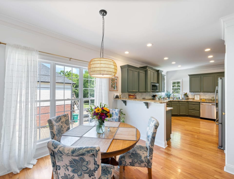 House, Multiple Beds, Patio, Garden View (Thompson's Station Serenity) | Dining