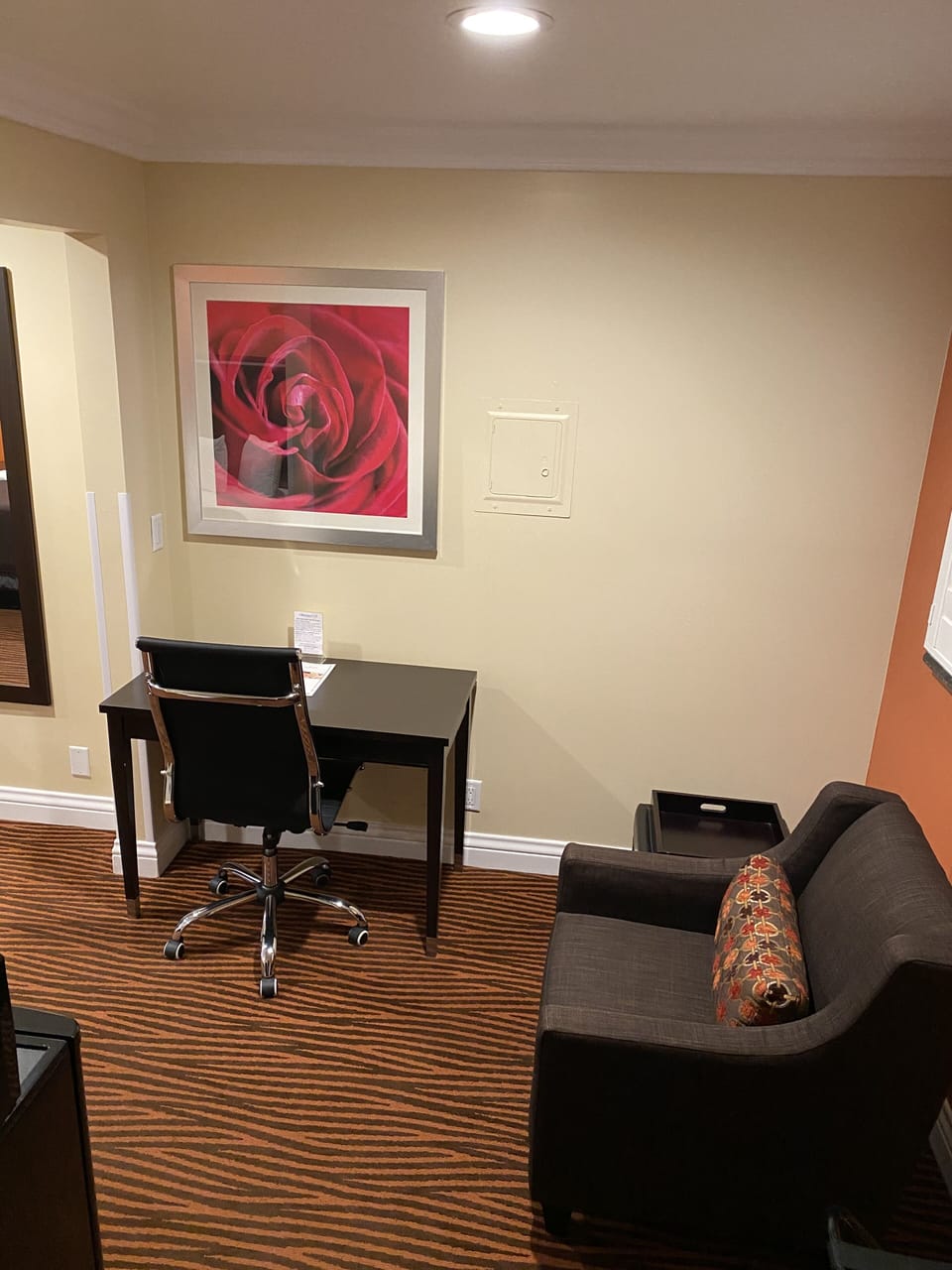Junior Suite, 1 King Bed | Living area | Flat-screen TV