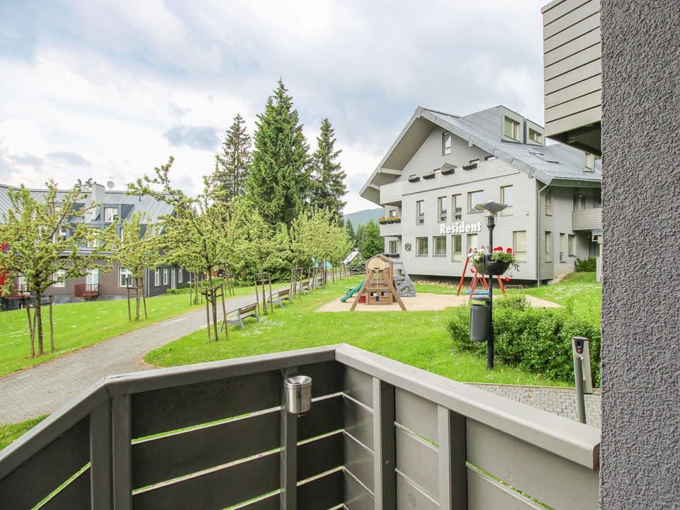 Residential Area, Home, Urban Design, Apartment, Siding, Estate, Cottage, Lawn, Yard, Garden