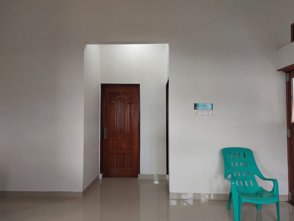 Junior Suite, Patio, Garden View | Living area