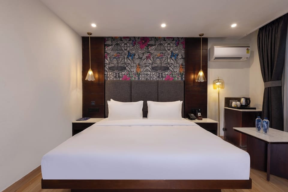 Standard Double Room, Air conditioning | In-room safe, soundproofing, iron/ironing board, free WiFi