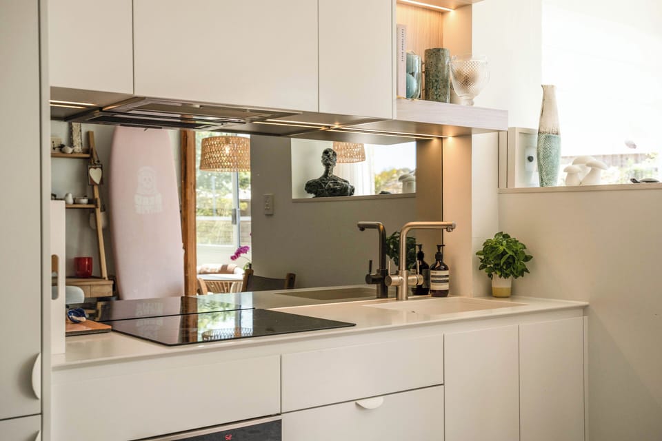 Kitchen cooktop