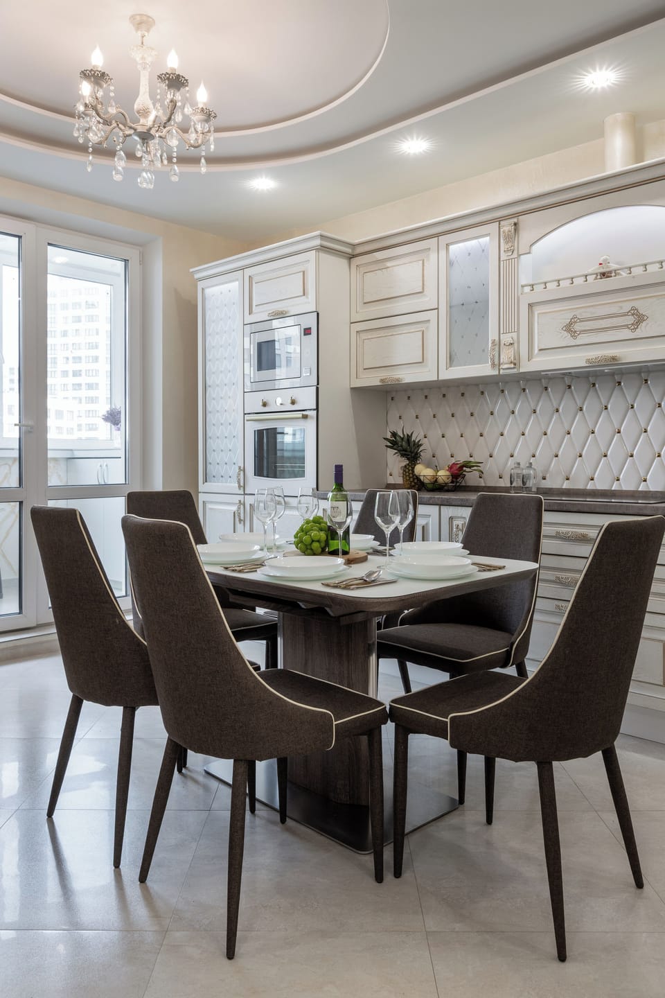 Comfort Apartment, Balcony, Courtyard View | Private kitchen | Full-size fridge, microwave, oven, stovetop