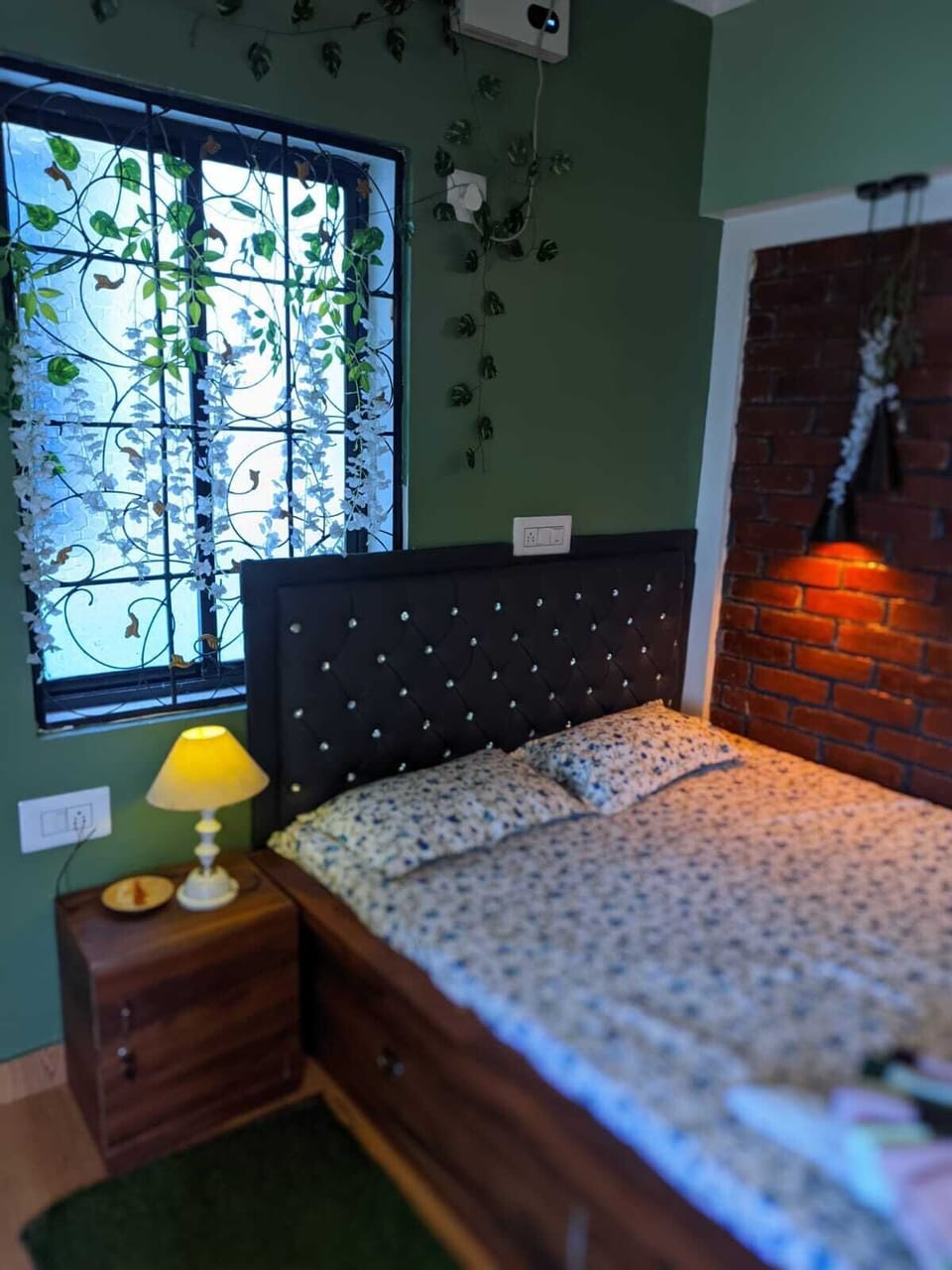 In-room safe, soundproofing, iron/ironing board, WiFi (free)