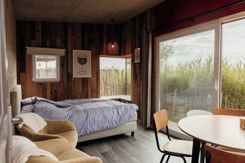 House | 2 bedrooms, bed sheets