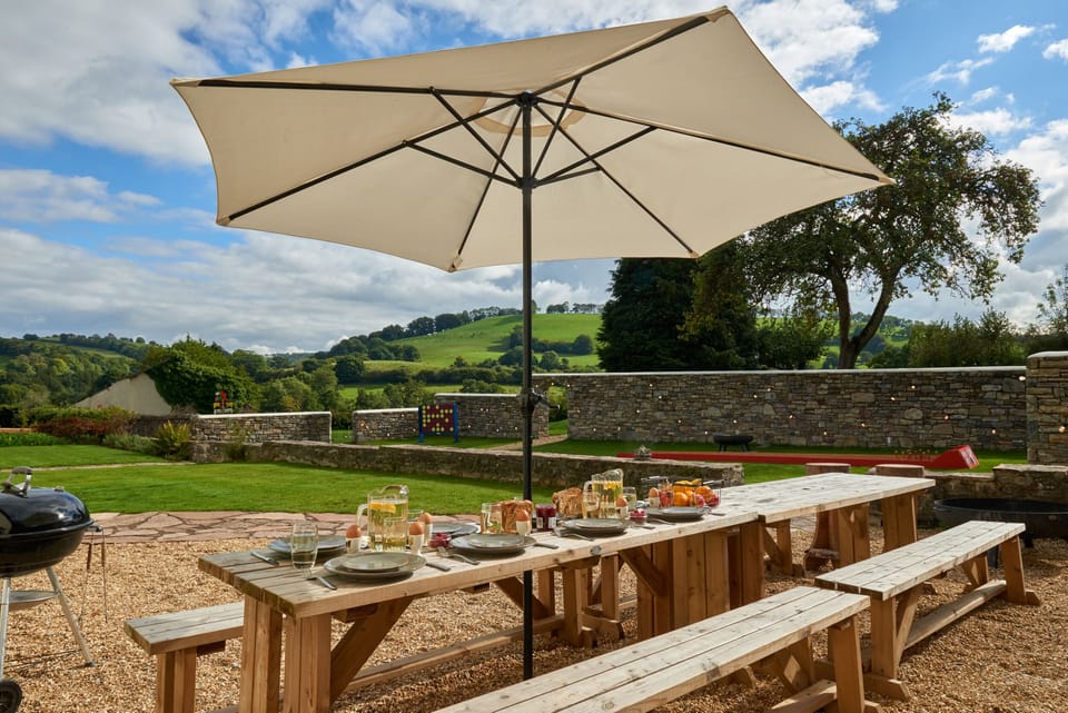 Cottage | Outdoor dining