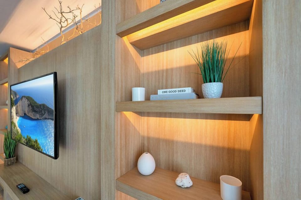 Apartment, Balcony, Ocean View | Living area