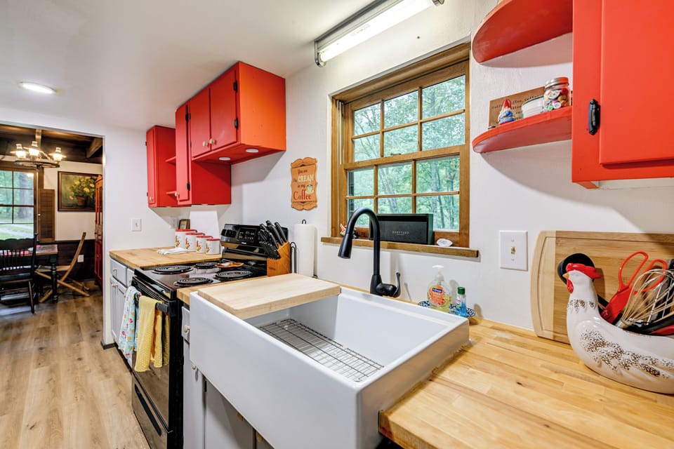 House (2 Bedrooms) | Interior