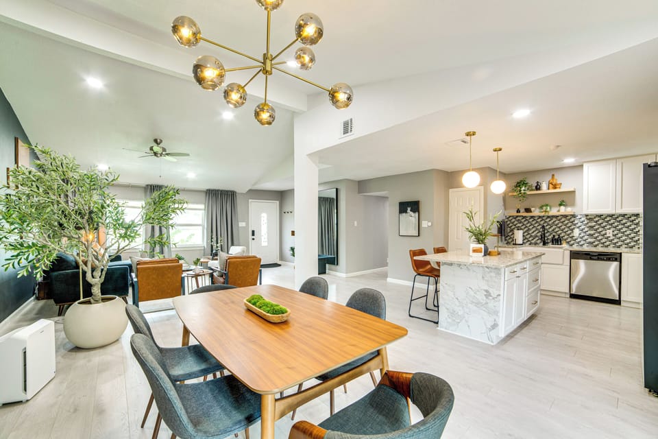 House (3 Bedrooms) | Interior