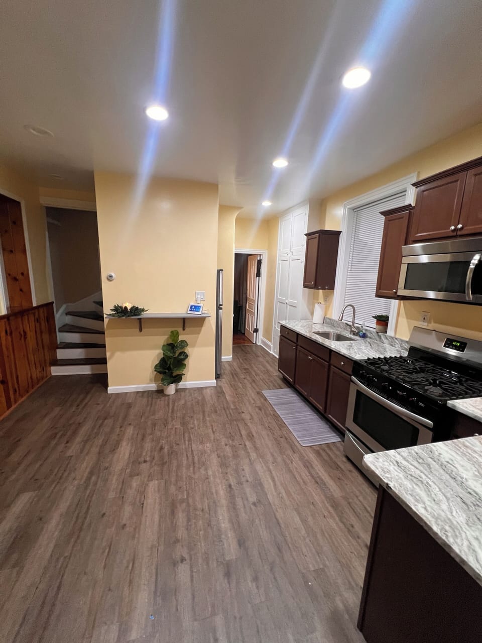 Kitchen-1st FL adjoining side entrance