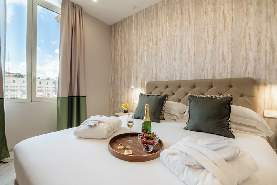 Studio Suite, City View | WiFi (free)