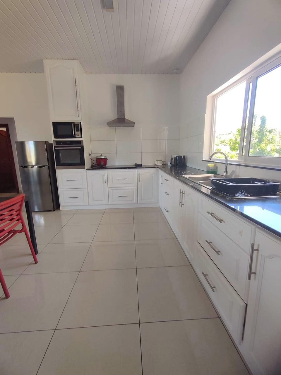 Family Apartment | Private kitchen | Full-size fridge, stovetop, toaster, rice cooker