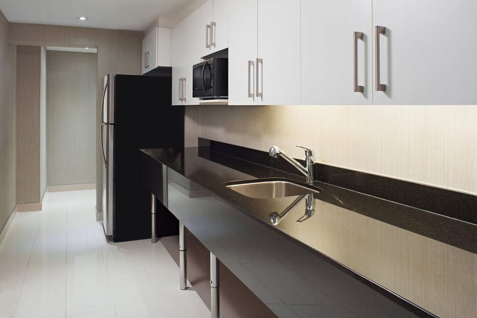 Egyptian cotton sheets, premium bedding, down comforters, pillowtop beds