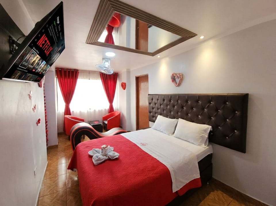 Basic Single Room, 1 Large Twin Bed, Private Bathroom, City View | Premium bedding, memory foam beds, laptop workspace