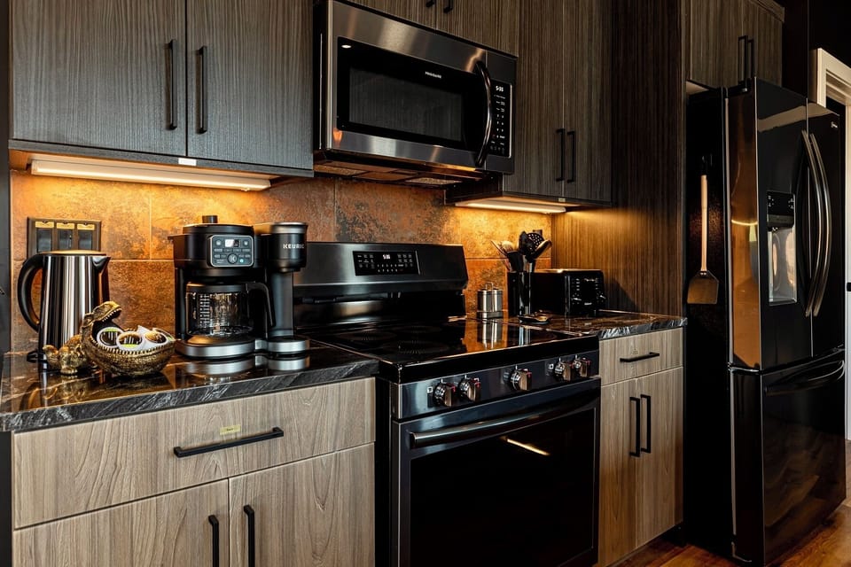 Full kitchen thoughtfully stocked with everything you need to cook a nice meal. 