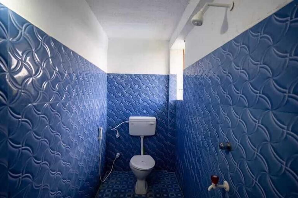 Double or Twin Room | Bathroom