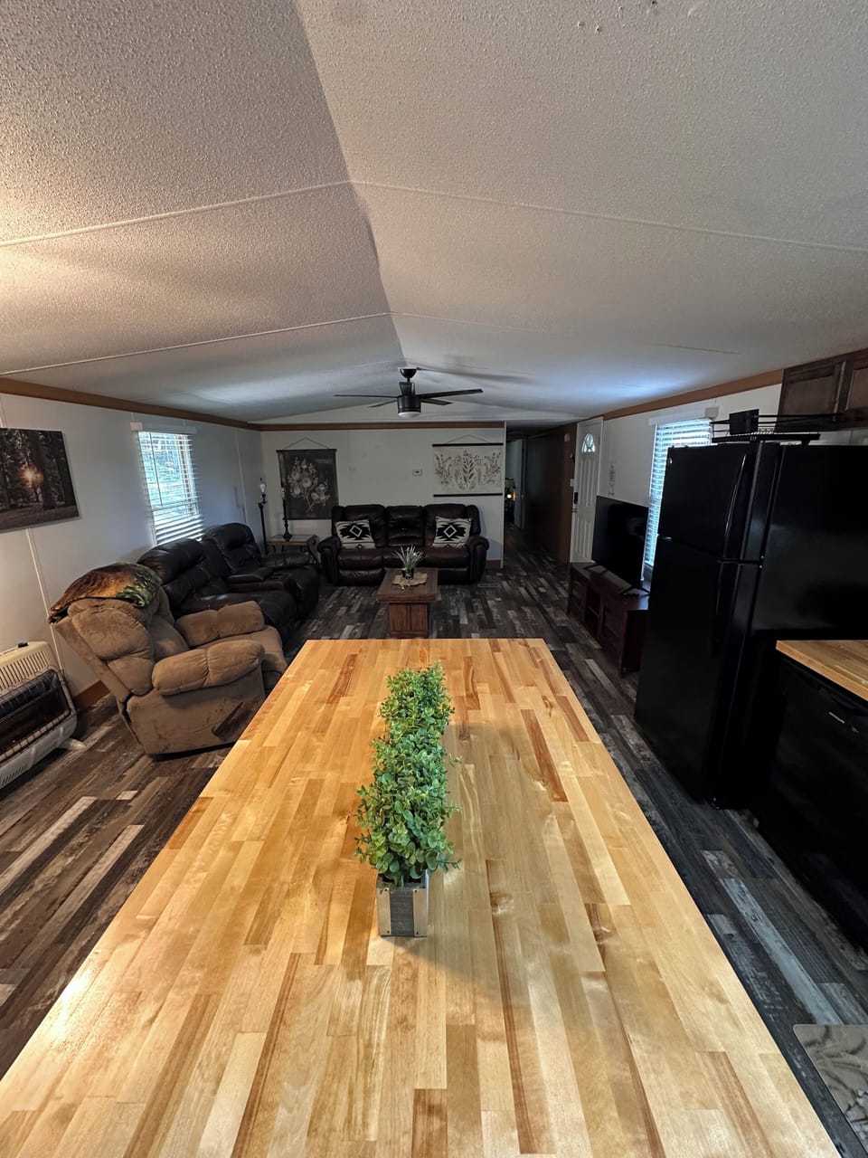 Kitchen island