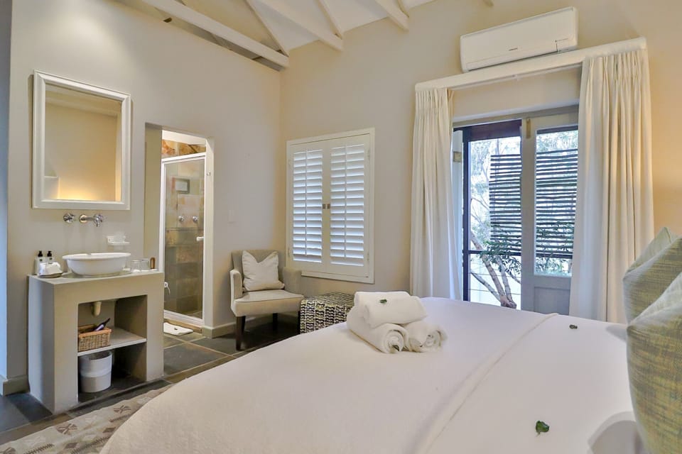 Comfort Double or Twin Room | Premium bedding, in-room safe, individually decorated