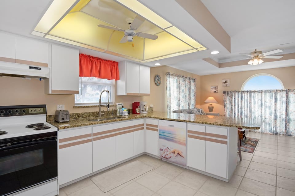 House, Multiple Beds (Beach Villa) | Private kitchen | Oven, toaster