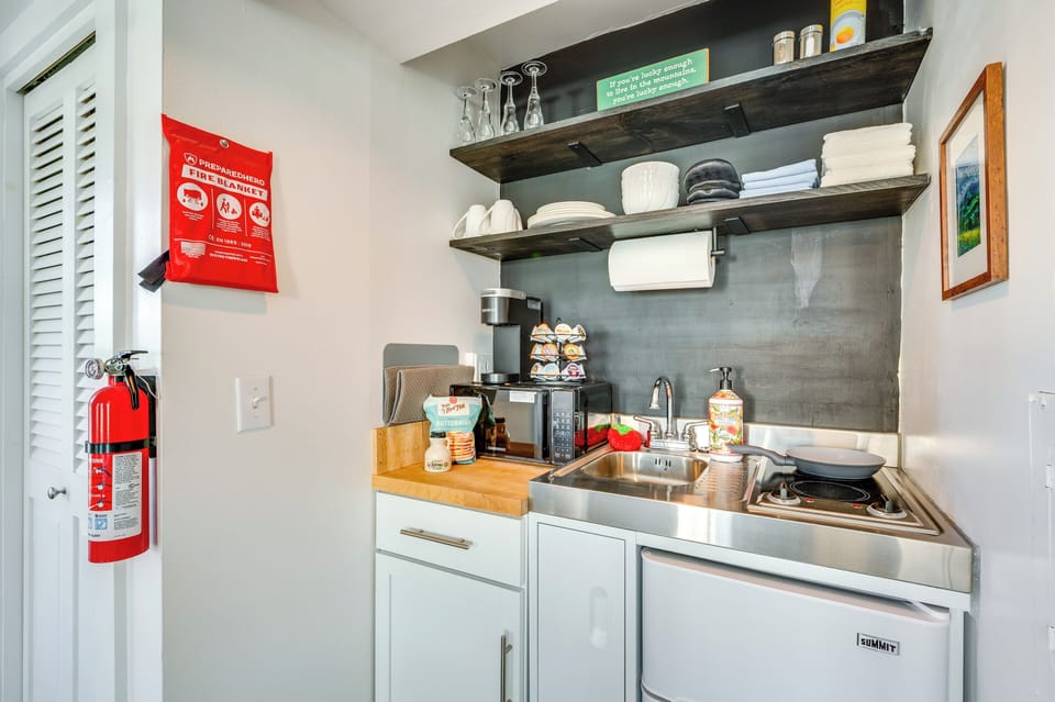 Kitchenette