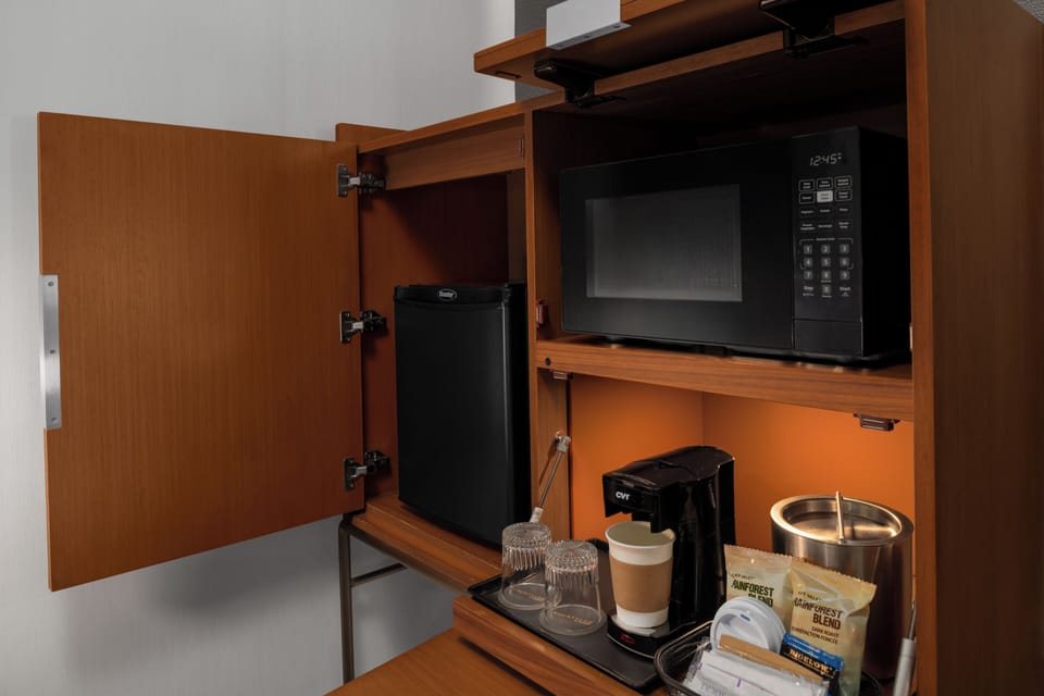 Premium bedding, down comforters, pillowtop beds, desk