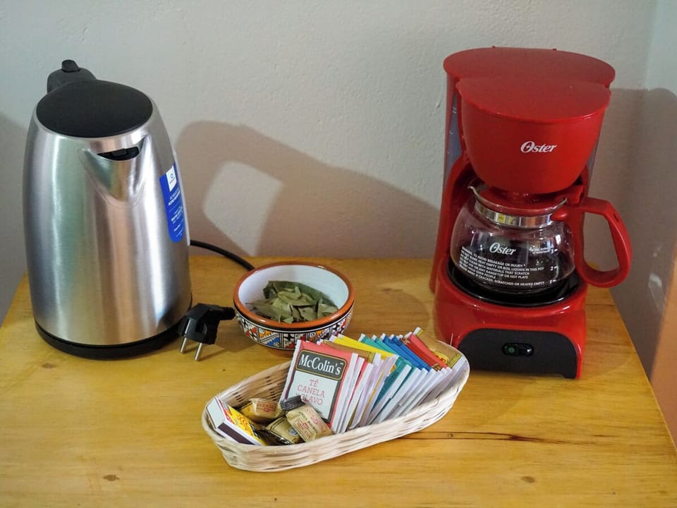 Hot drinks station